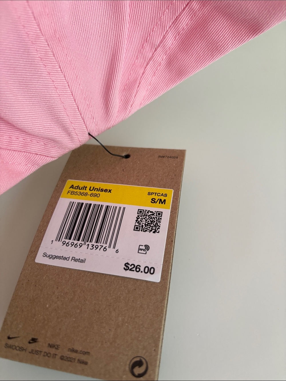 Nike Pink Or Cream Baseball Caps. Pick ONE UNISEX - Picture 4 of 16